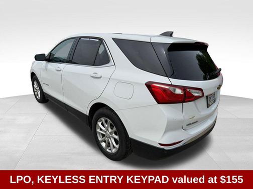 Summit White 2018 Chevrolet Equinox LT
