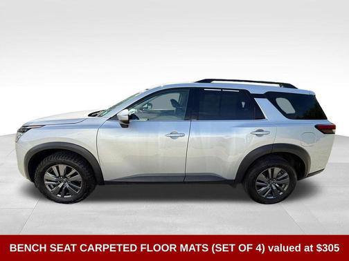 Brilliant Silver Metallic 2025 Nissan Pathfinder SV 4WD