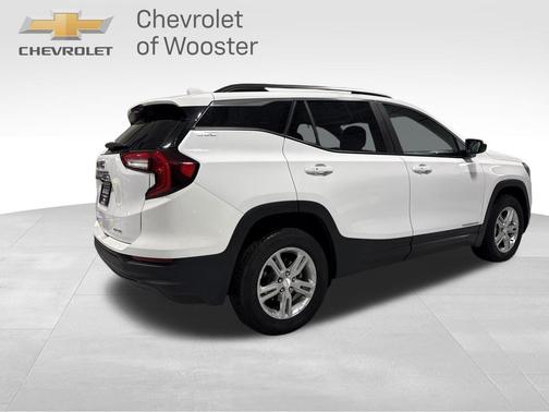 Summit White 2023 GMC Terrain SLE