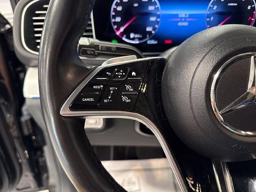 Black 2024 Mercedes-Benz GLE 350 4MATIC