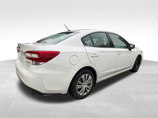 Crystal White Pearl 2022 Subaru Impreza Base