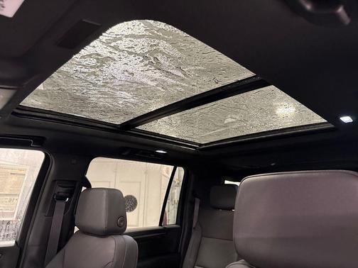 Sterling Gray Metallic 2026 Chevrolet Suburban Z71, 4WD