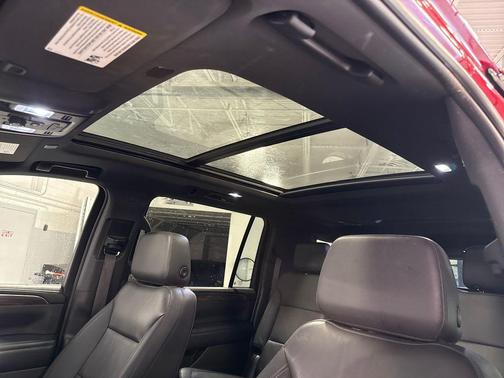 Cherry Red Tintcoat 2022 Chevrolet Suburban LT