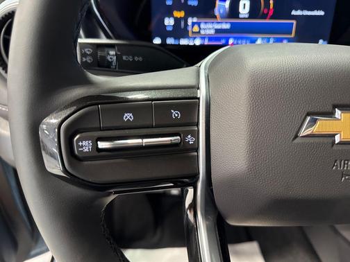Snowdrift Metallic 2026 Chevrolet Colorado LT