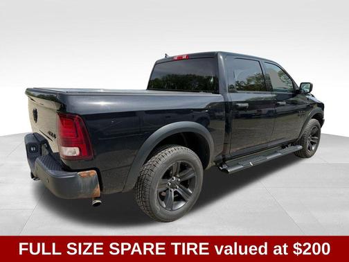 Diamond Black Crystal Pearlcoat 2022 RAM 1500 Classic Warlock Crew Cab 4x4 5'7' Box