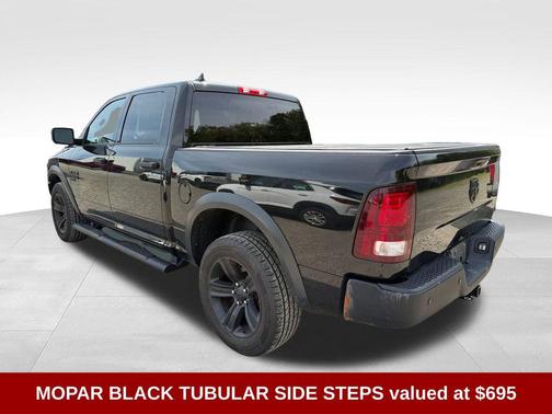 Diamond Black Crystal Pearlcoat 2022 RAM 1500 Classic Warlock Crew Cab 4x4 5'7' Box