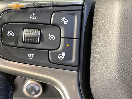 Summit White 2022 Chevrolet Silverado 1500 LT