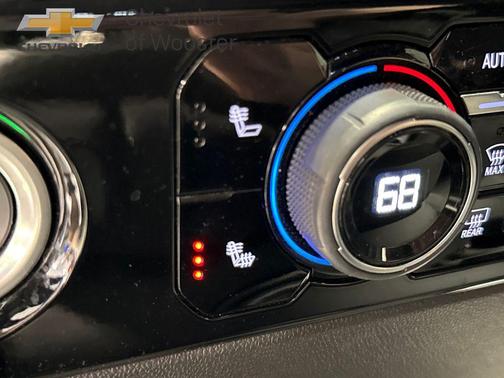 Summit White 2022 Chevrolet Silverado 1500 LT