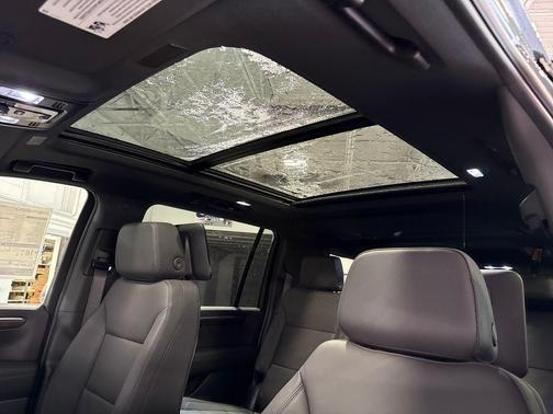 Cypress Gray 2026 Chevrolet Suburban Z71, 4WD