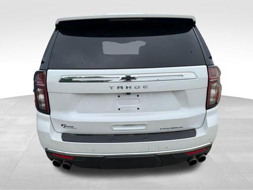 Iridescent Pearl Tricoat 2023 Chevrolet Tahoe Premier