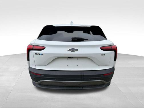 Summit White 2024 Chevrolet Blazer L