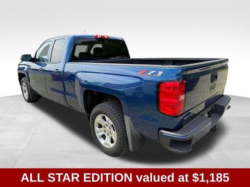 Deep Ocean Blue Metallic 2018 Chevrolet Silverado 1500 2LT