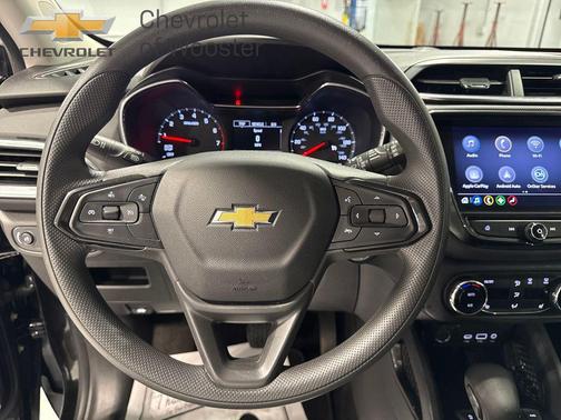 Mosaic Black Metallic 2022 Chevrolet Trailblazer LT