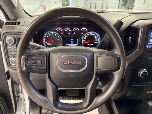 Summit White 2022 GMC Sierra 2500 Pro