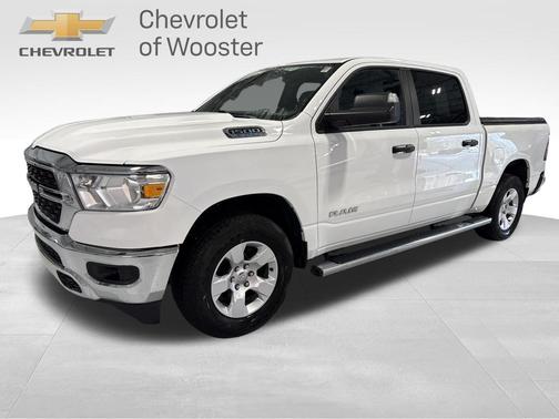 Bright White Clearcoat 2024 RAM 1500 Big Horn/Lone Star