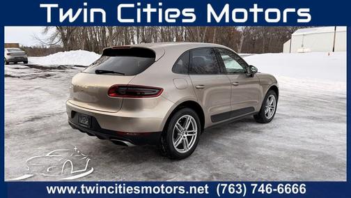 2017 Porsche Macan Macan