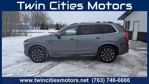 2019 Volvo XC90 T5 Momentum