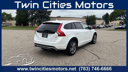 2016 Volvo V60 Cross Country T5
