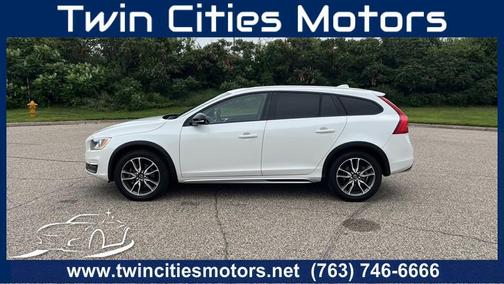 2016 Volvo V60 Cross Country T5