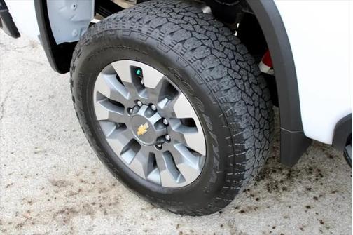 2024 Chevrolet Silverado 2500 Custom