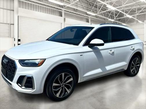 2022 Audi Q5 45 S line Premium