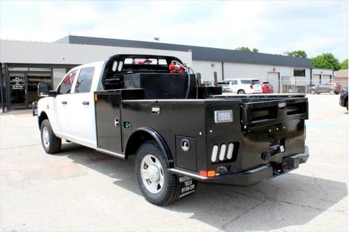2023 RAM 3500 Tradesman Crew Cab 4x4 8' Box
