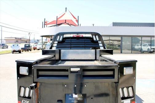 2023 RAM 3500 Tradesman Crew Cab 4x4 8' Box