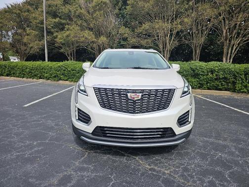 2022 Cadillac XT5 Premium Luxury