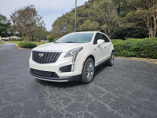 2022 Cadillac XT5 Premium Luxury