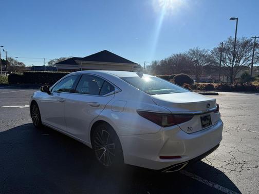 2024 Lexus ES 350 Premium