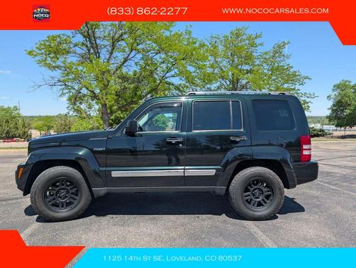 Black Forest Green Pearlcoat 2012 Jeep Liberty Jet