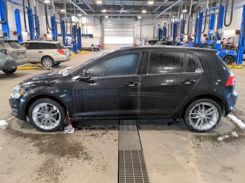 2016 Volkswagen Golf TSI S 4-Door