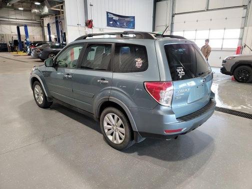 Sage Green Metallic 2011 Subaru Forester 2.5X Premium