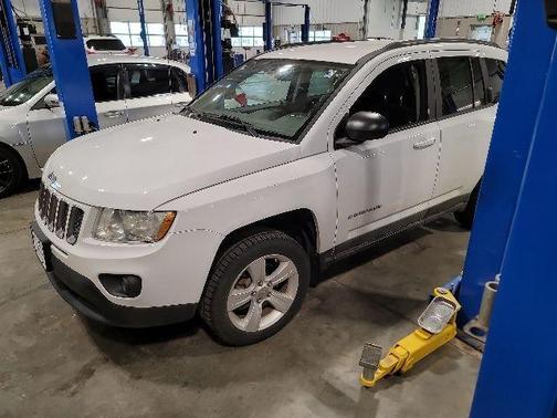 Bright White Clearcoat 2011 Jeep Compass Base