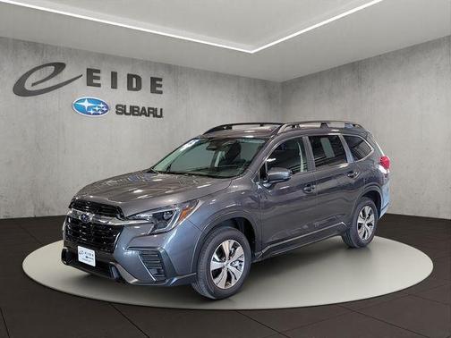 Magnetite Gray Metallic 2025 Subaru Ascent Premium