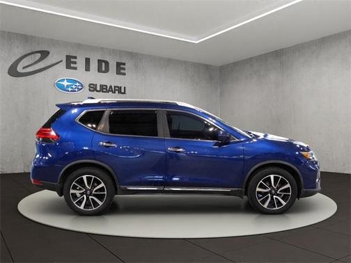 2017 Nissan Rogue SL