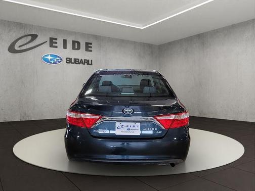 Blue Crush Metallic 2016 Toyota Camry LE