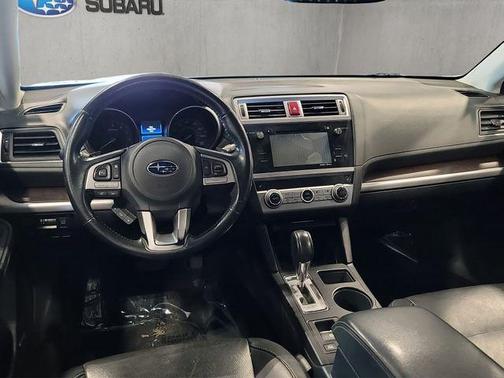 Ice Silver Metallic 2015 Subaru Outback 3.6R Limited