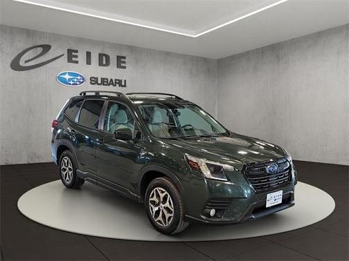 2023 Subaru Forester Premium
