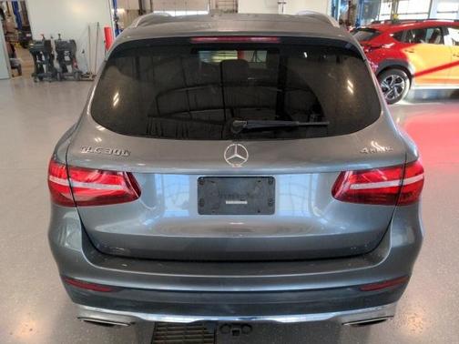 2018 Mercedes-Benz GLC 300 Base 4MATIC