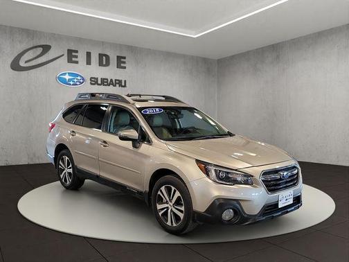 Tungsten Metallic 2018 Subaru Outback 3.6R Limited