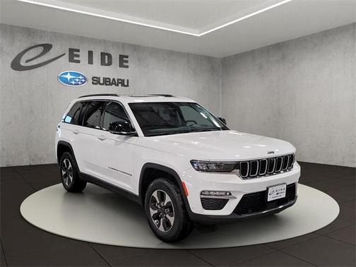 2022 Jeep Grand Cherokee 4xe Base