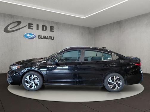 Crystal Black Silica 2025 Subaru Legacy Premium