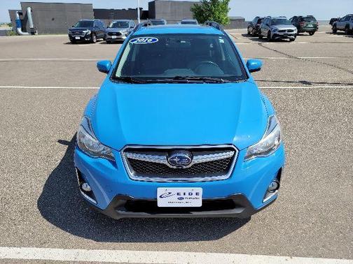 Hyper Blue 2016 Subaru Crosstrek 2.0i Limited