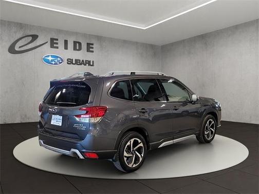 2023 Subaru Forester Touring