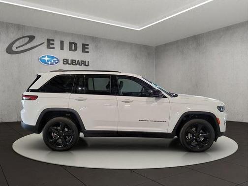2023 Jeep Grand Cherokee Altitude