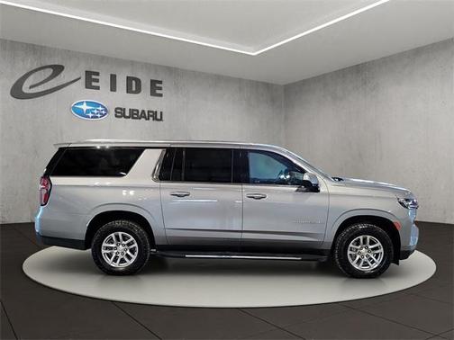 2024 Chevrolet Suburban LT