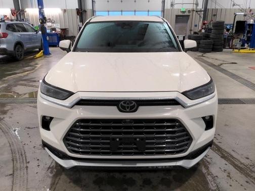2024 Toyota Grand Highlander Hybrid MAX Limited