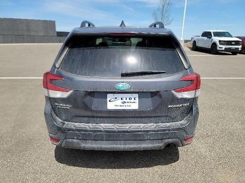 Magnetite Gray Metallic 2021 Subaru Forester Premium