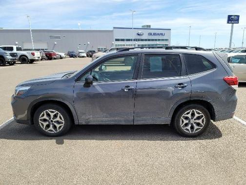 Magnetite Gray Metallic 2021 Subaru Forester Premium
